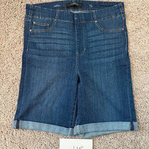 Liverpool The Bermuda cuffed pull on size 12/31 blue jeans Bermudas pants